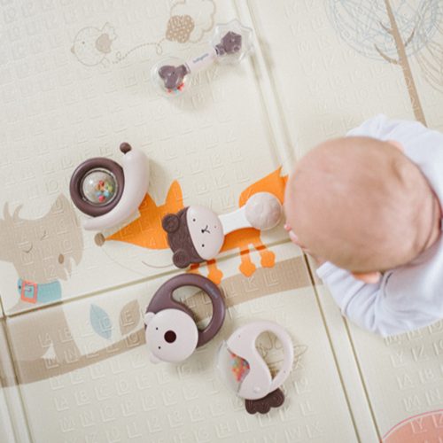 BabyOno 1550 - Csörgő rágókával Papagáj