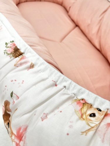 Babafészek – Púder Tánc minta – 100% pamut, puha kuckó újszülötteknek – Zsebi Baba Shop