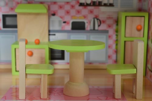Moni Toys Mila babaház 70cmx62x31cm – Zsebi Baba Shop