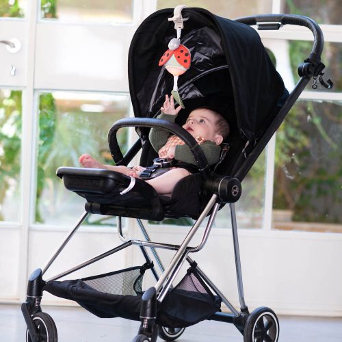 Taf Toys felhúzós zenélõ játék babakocsira katica 13245 – Zsebi Baba Shop