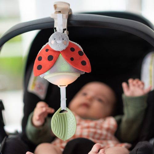 Taf Toys felhúzós zenélõ játék babakocsira katica 13245 – Zsebi Baba Shop