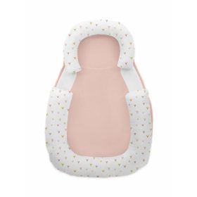 Kikkaboo babapozicionáló memóriahabos hypoallergén legurulás gátlós 60x40x8cm Rózsaszín szívecskék – Zsebi Baba Shop