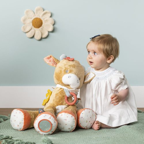 Nattou foglalkoztató játék plüss 45cm Mila, Zoe and Lana - Mila, a boci – Zsebi Baba Shop