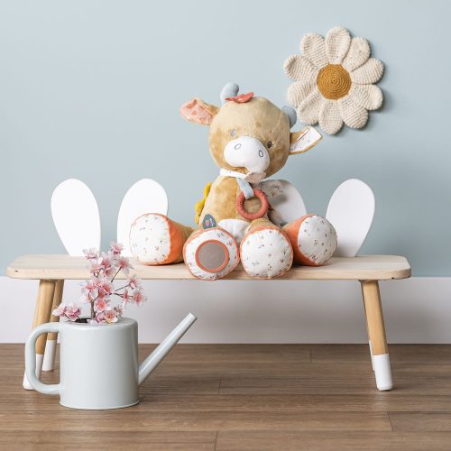 Nattou foglalkoztató játék plüss 45cm Mila, Zoe and Lana - Mila, a boci – Zsebi Baba Shop