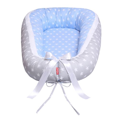 Scamp babafészek kókuszbetétes Blue Grey Stars BF005 – Zsebi Baba Shop