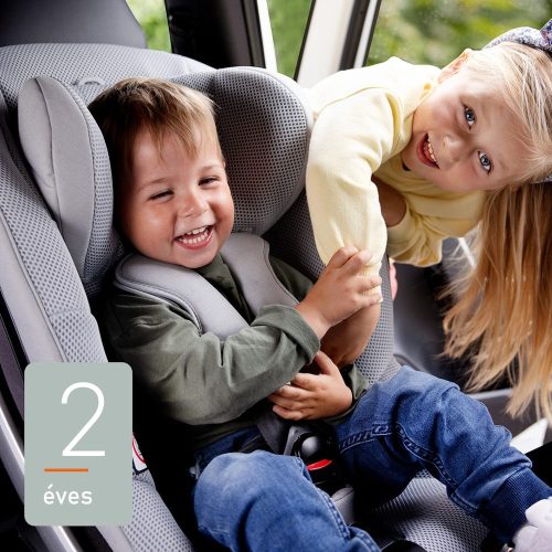 BeSafe gyerekülés Stretch B I-Size 40-125 cm Fresh Black Cab – 40–150 cm-es autósülés 5. kép