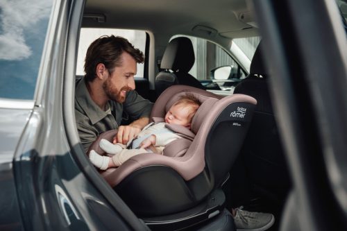 BRITAX RÖMER Dualfix Pro Style Night Blue Style – 40–150 cm-es autósülés 5. kép