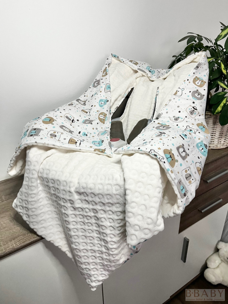 MaciPofik – Babatakaró hordozóba 88×88 cm | Mackó arc mintás pamut, krém wellsoft, kapucnis, övátbújós kialakítás – babatermék