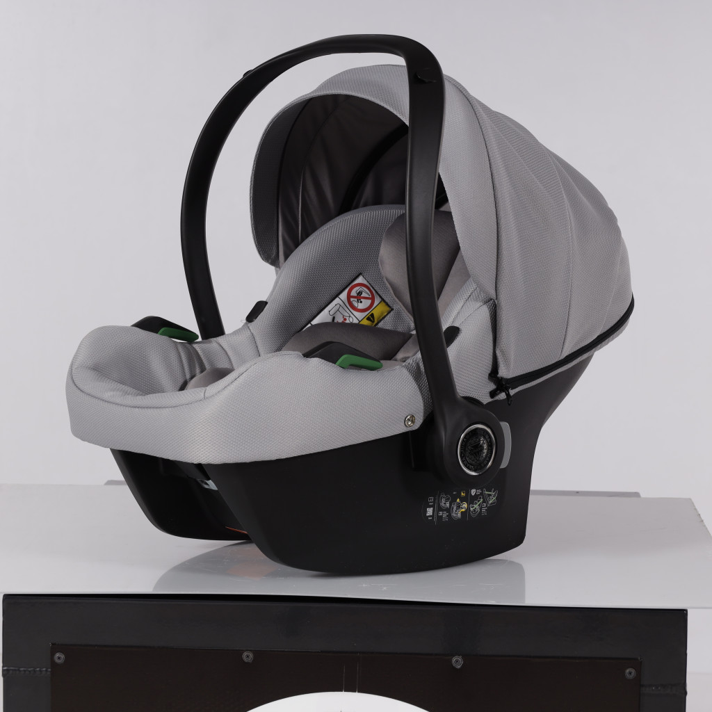 Junama COMFY V3 - 01 Szín – babakocsi
