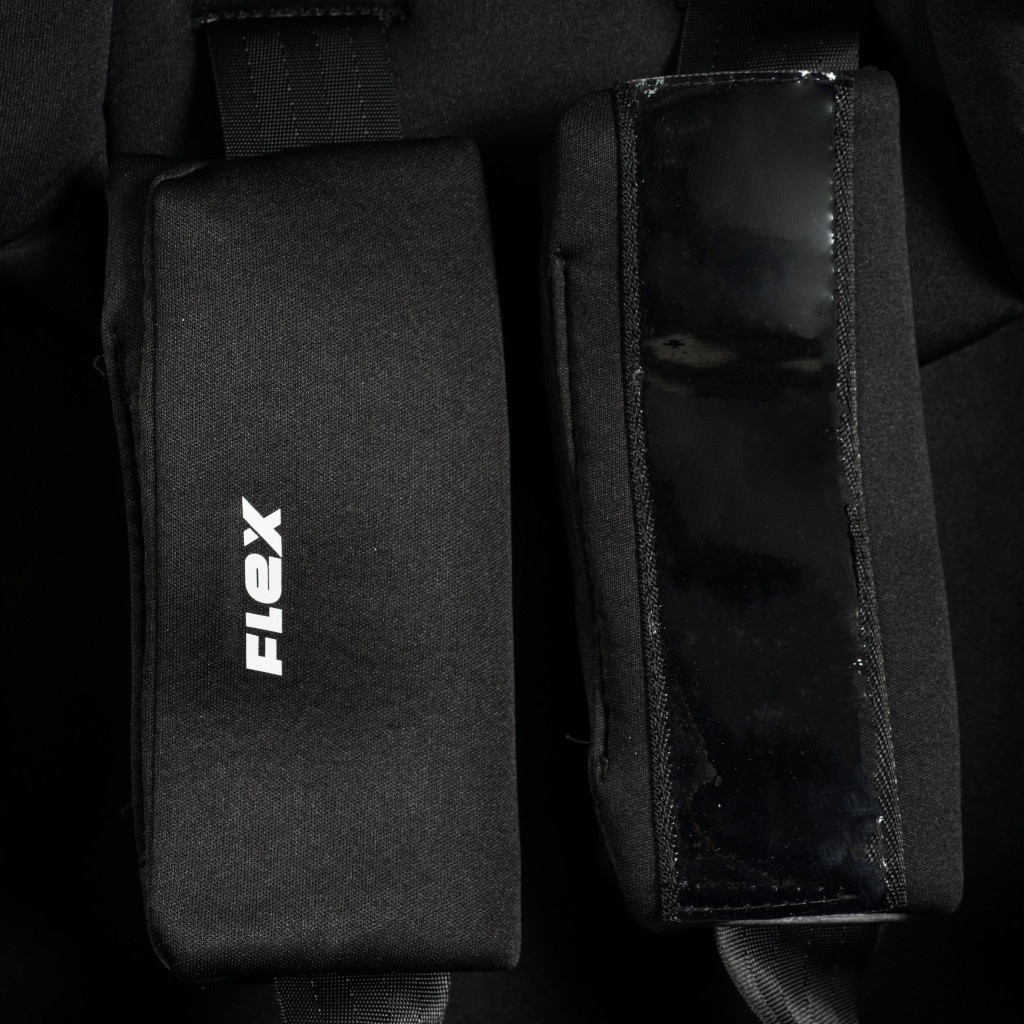 Moni FLEX autós ülés 76-150cm FEKETE/BÉZS díszcsík