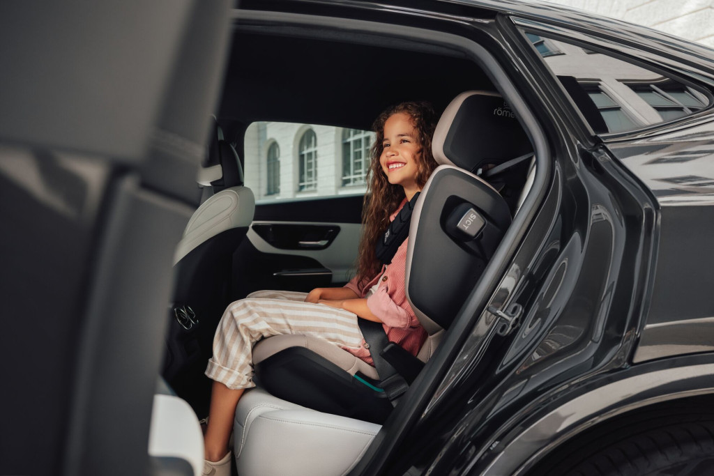 BRITAX RÖMER Kidfix Pro Classic Midnight Grey – autósülés