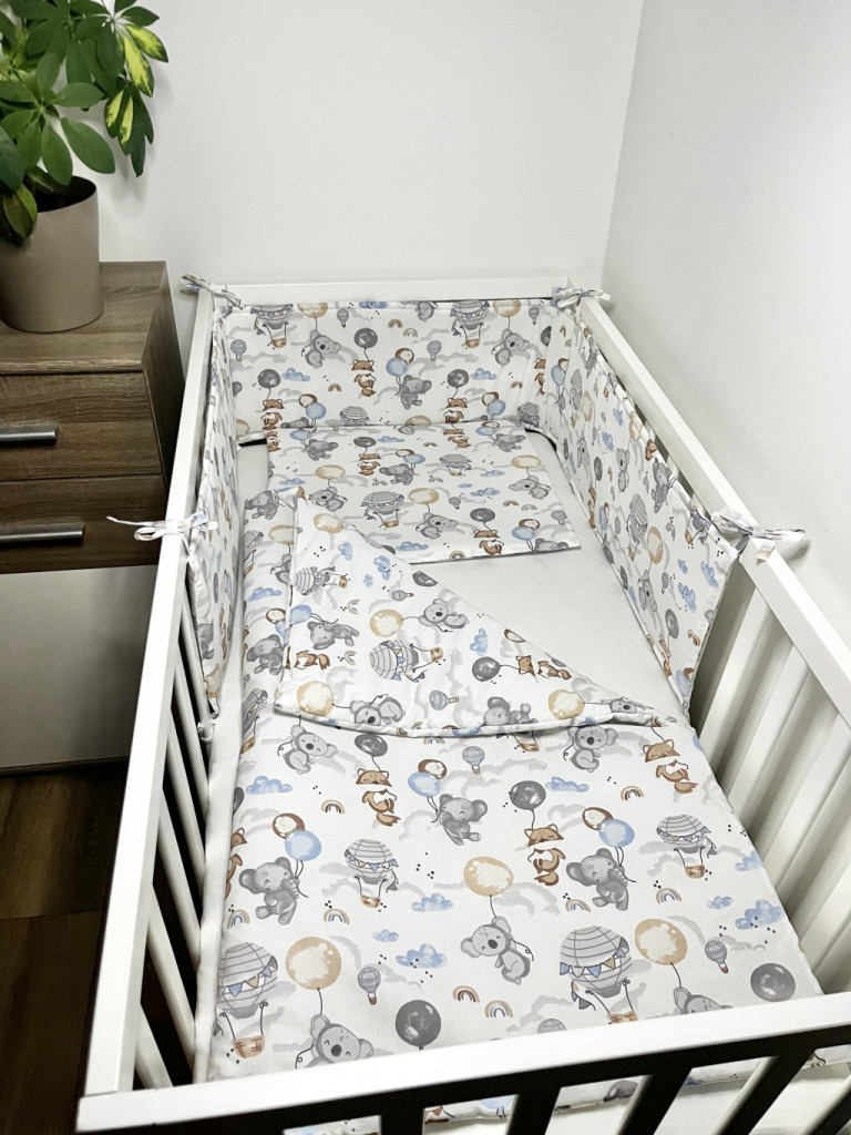 Bbaby 3 részes babaágynemű – Lufis Állatok, pamutvászon, párna, takaró, rácsvédő