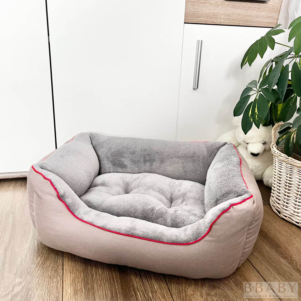 Pasztell Púder S kutyafekhely – Kicsi kuckó 2–5 kg-ig | Szürke plüss belső, pasztell vászon külső – babakocsi