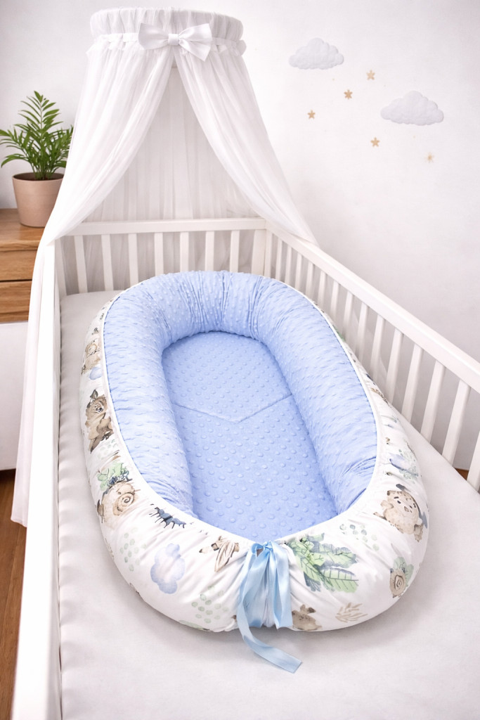 Bbaby babafészek – Sün Balázs és erdei barátai, világoskék minky és pamutvászon